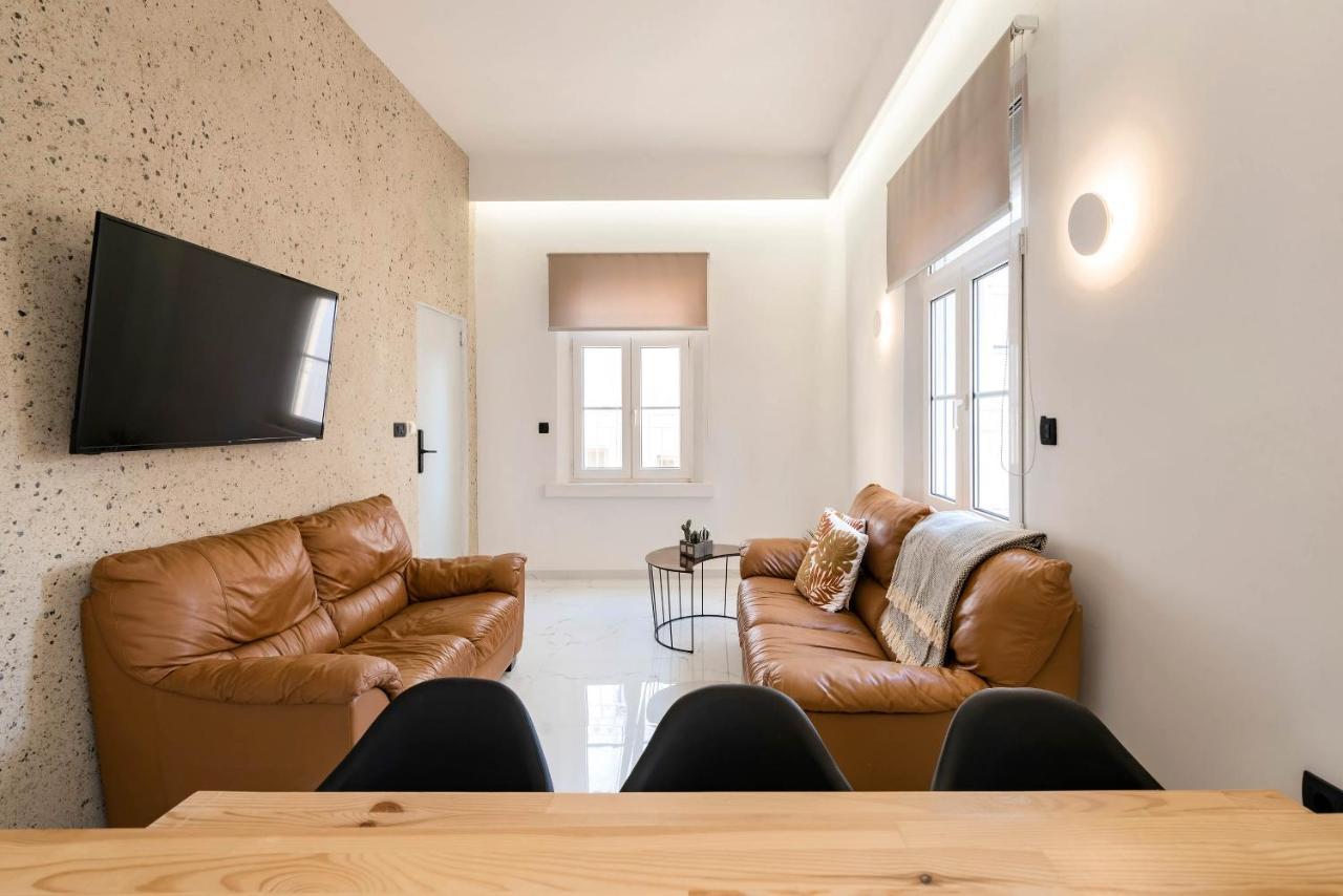 Alia Apartment