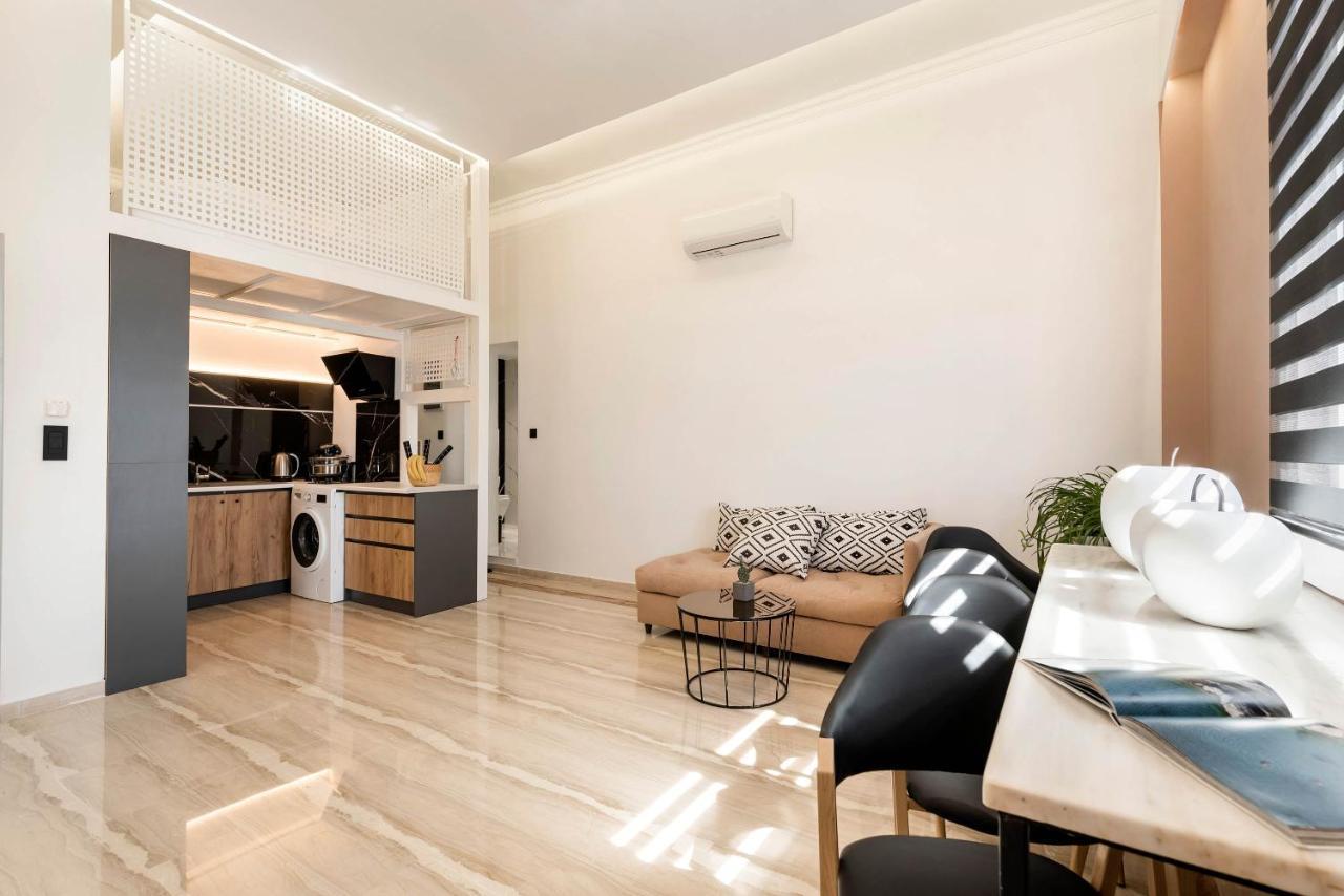 Alia Apartment